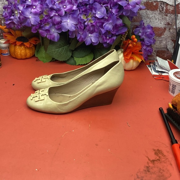 Tory Burch Shoes SZ 8.5 - Picture 4 of 7